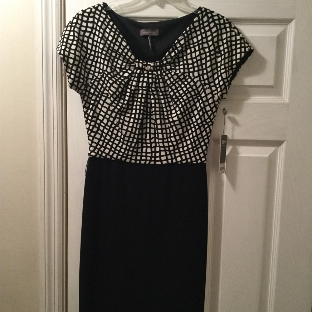 Kristin Davis black & white dress size 4